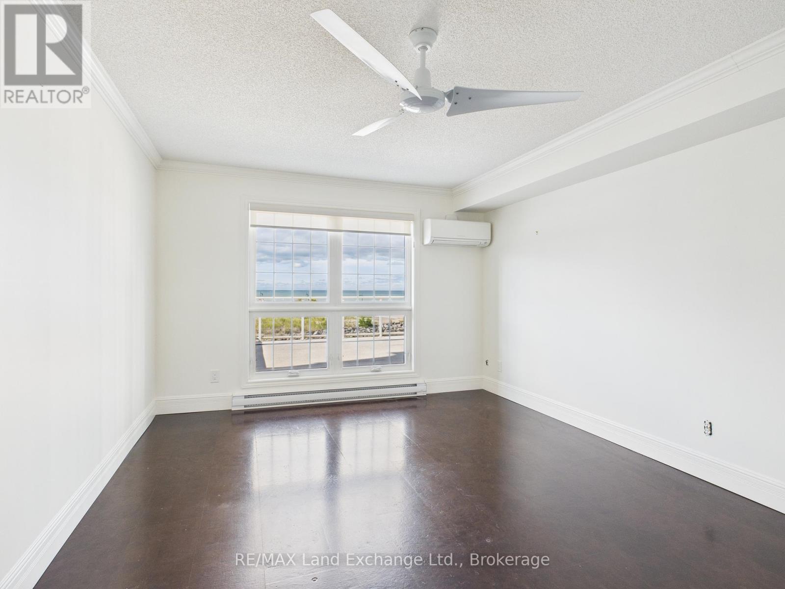 108 - 200 Harbour Street, Kincardine, Ontario  N2Z 3A3 - Photo 11 - X12371063