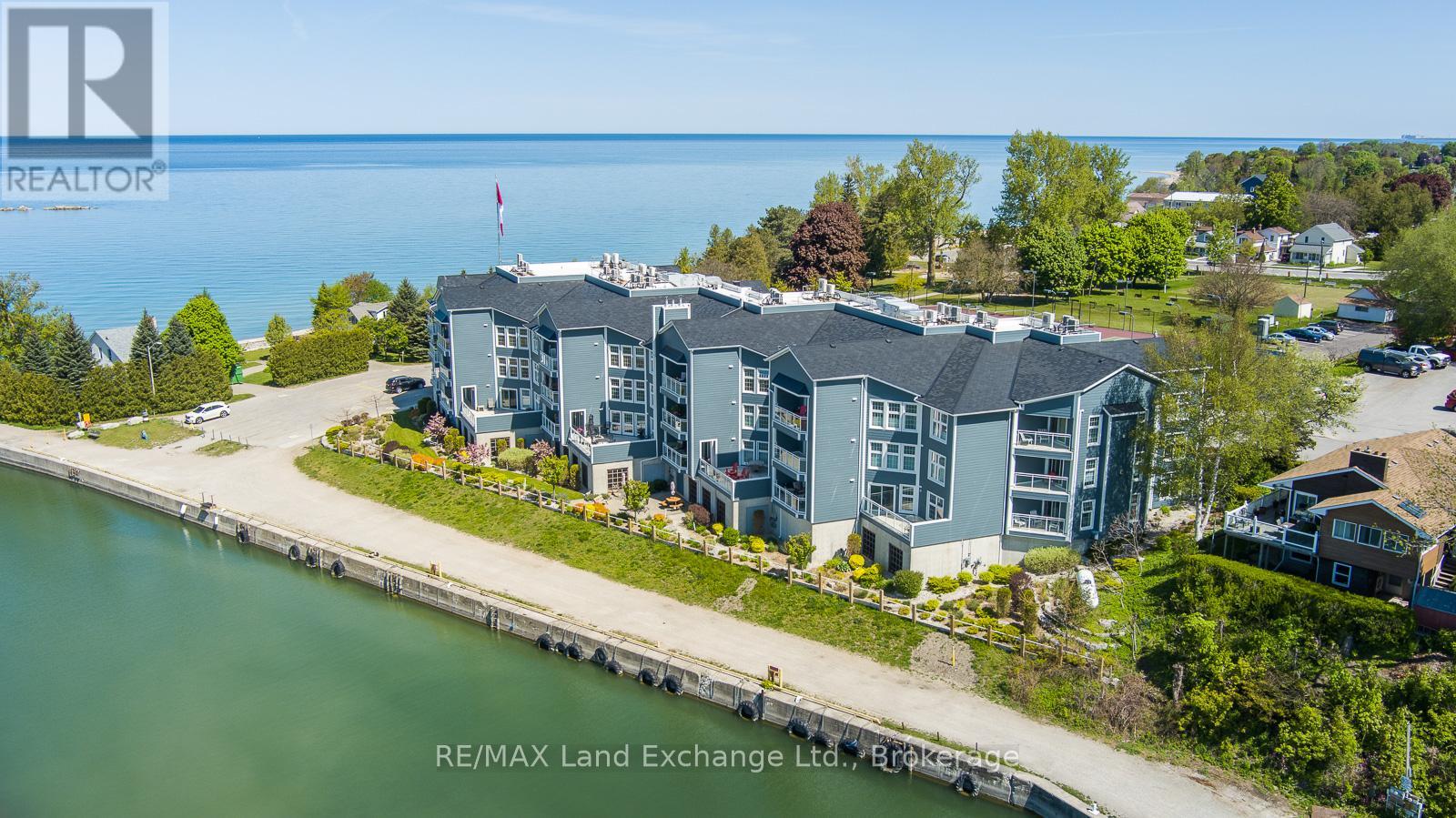 108 - 200 Harbour Street, Kincardine, Ontario  N2Z 3A3 - Photo 26 - X12371063