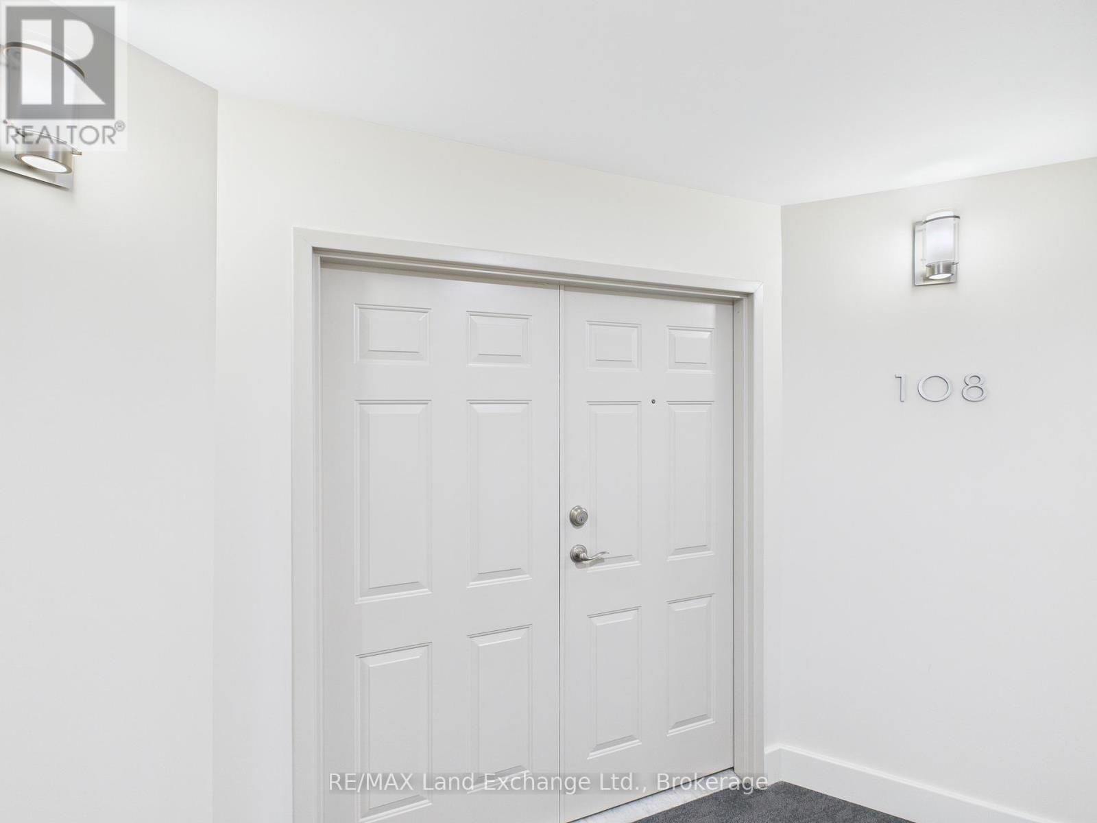 108 - 200 Harbour Street, Kincardine, Ontario  N2Z 3A3 - Photo 28 - X12371063
