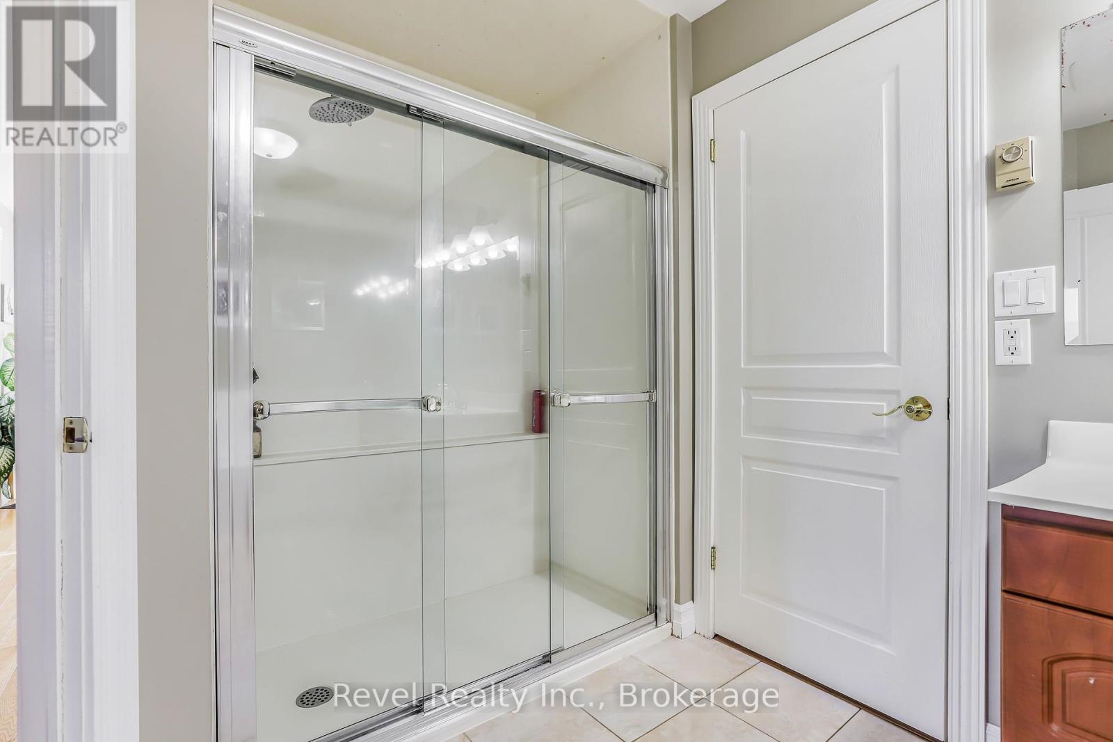 786 8th Street E, Owen Sound, Ontario  N4K 1L9 - Photo 23 - X12371080