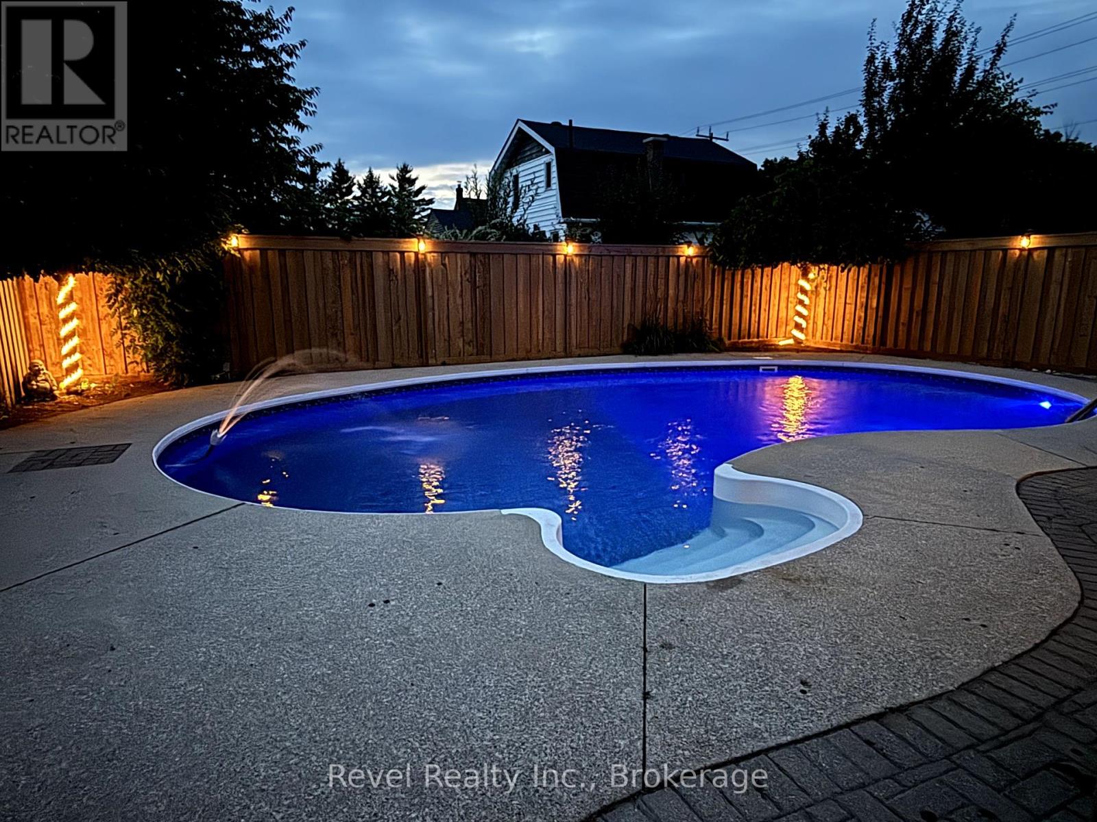 786 8th Street E, Owen Sound, Ontario  N4K 1L9 - Photo 40 - X12371080
