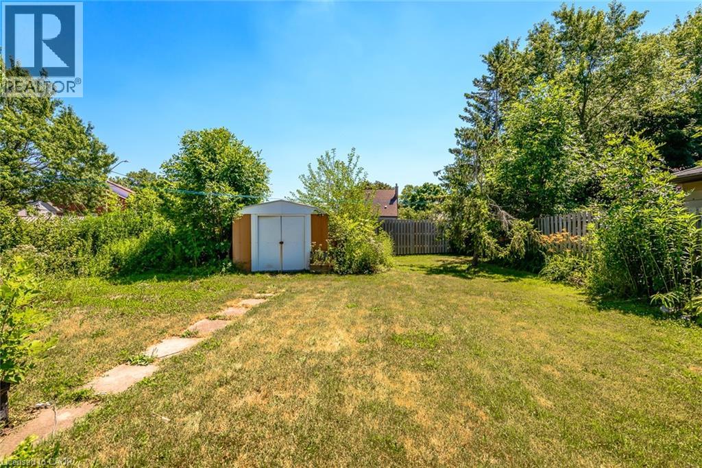 12 Karen Avenue, St. Catharines, Ontario  L2M 5X9 - Photo 2 - 40764309