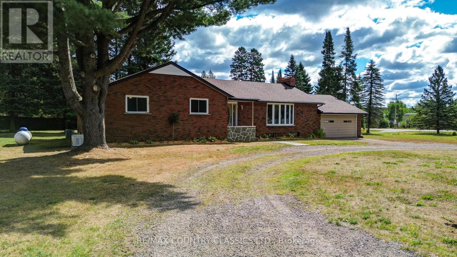 1012 Clement Lake Road, Highlands East, Ontario  K0L 3C0 - Photo 1 - X12362492