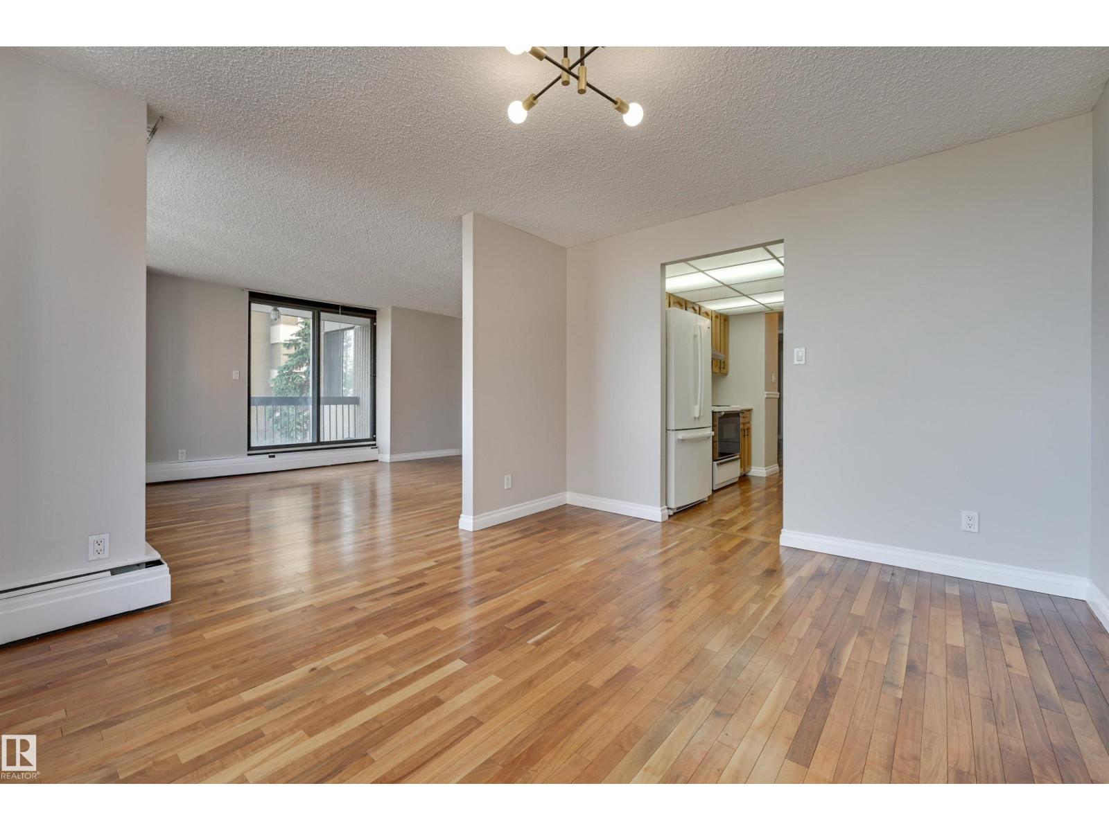 #301 9921 104 St Nw, Edmonton, Alberta  T5K 2K3 - Photo 9 - E4455343