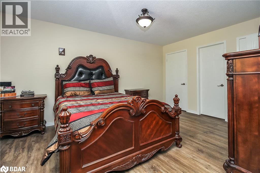 9 Birdie Court, Wasaga Beach, Ontario L9Z 1C1 - Photo 15 - 40764468