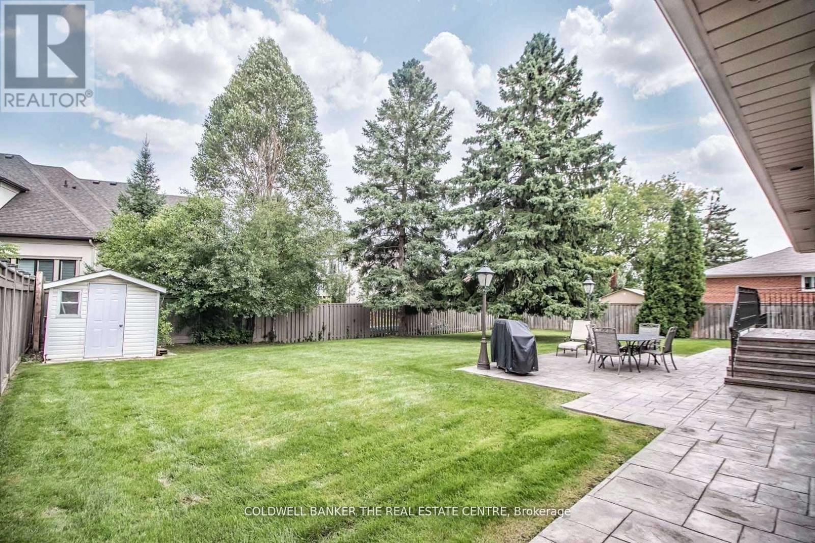4 Orlon Crescent, Richmond Hill, Ontario  L4C 6S5 - Photo 17 - N12371066