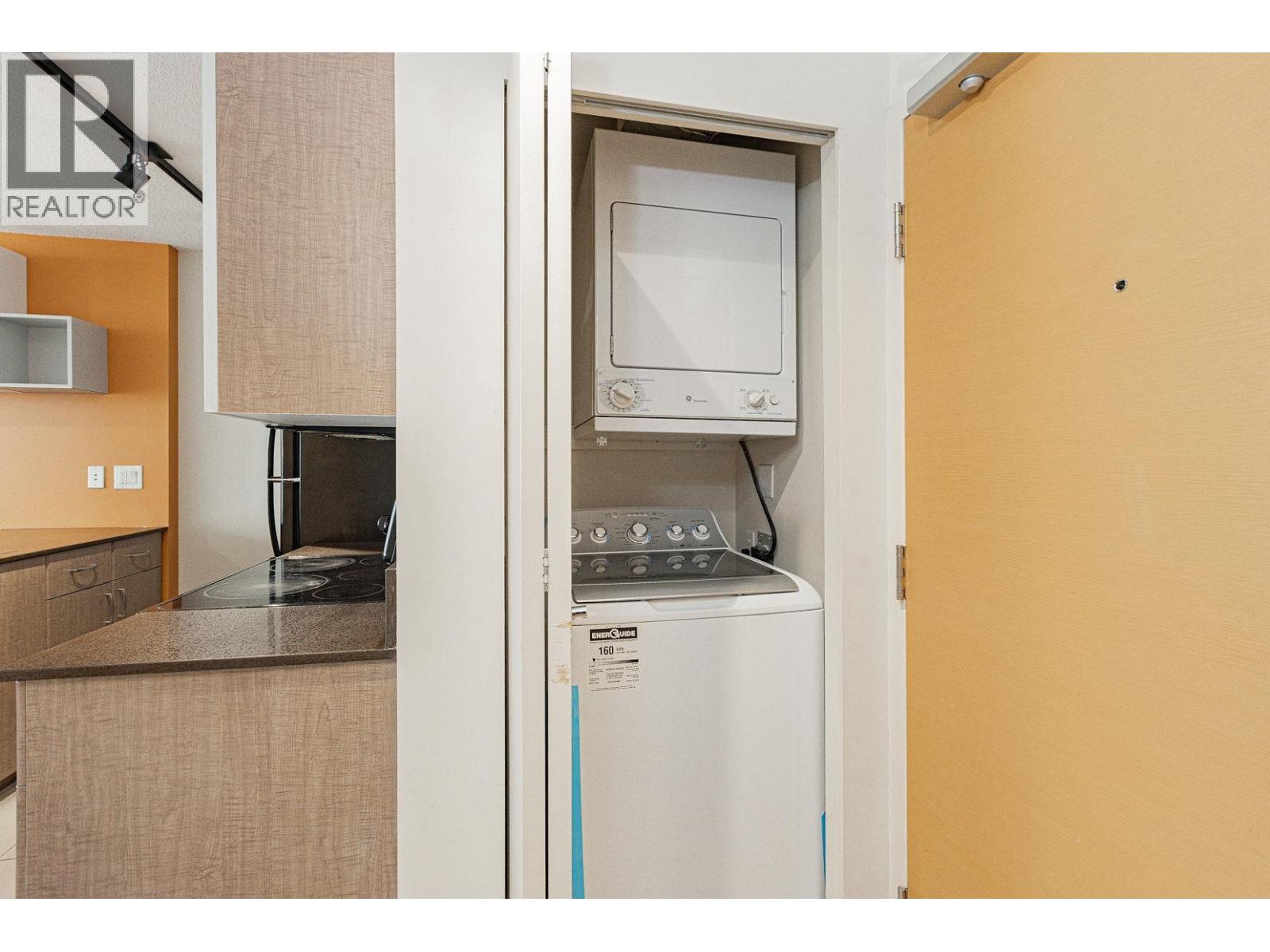2304 977 Mainland Street, Vancouver, British Columbia  V6B 1T2 - Photo 8 - R3041479