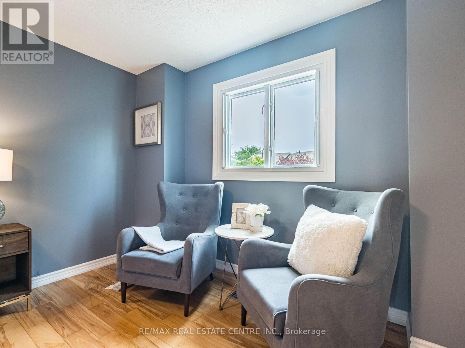 1126 Westview Terrace S, Oakville, Ontario  L6M 3M1 - Photo 22 - W12371075