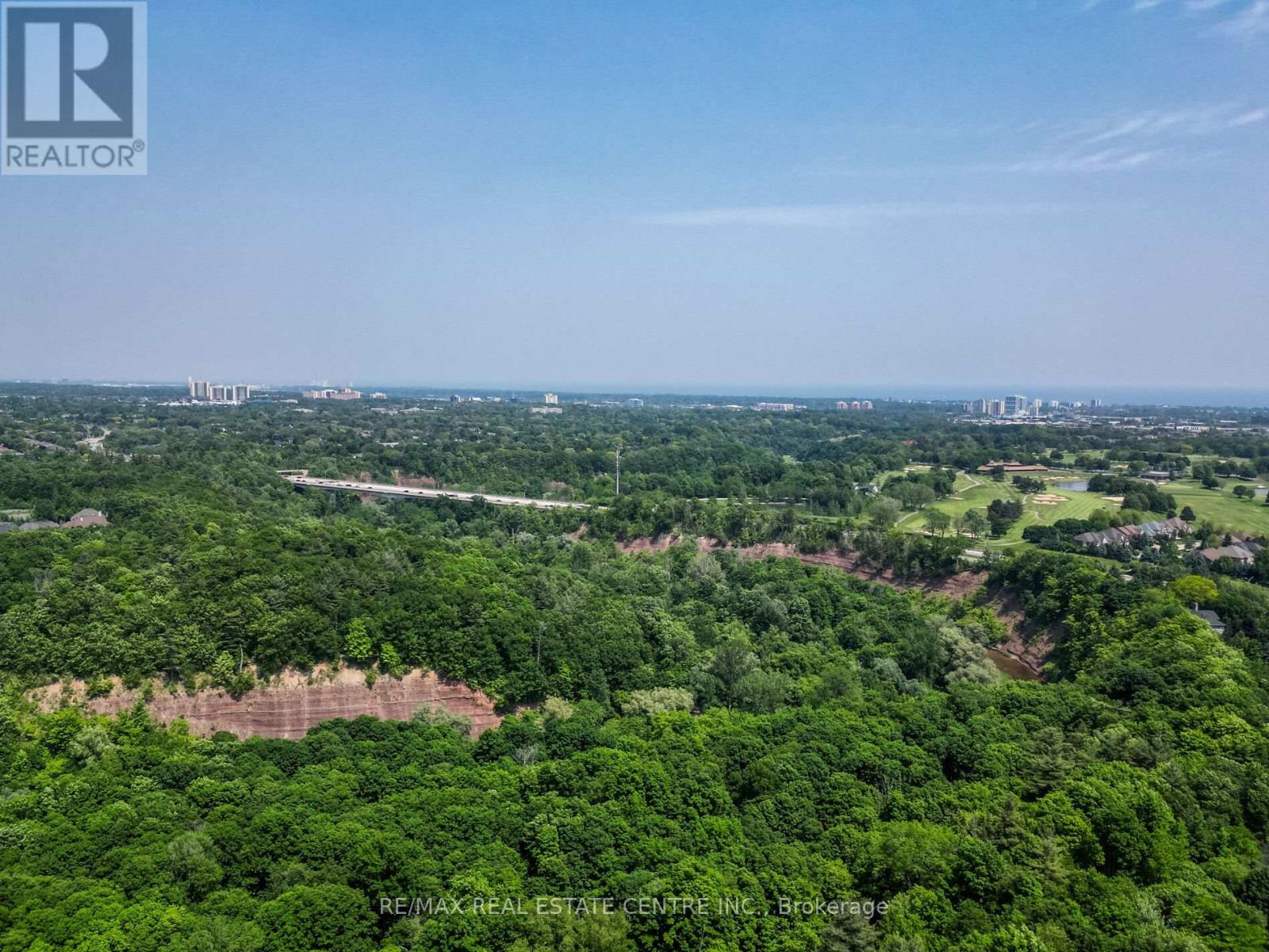 1126 Westview Terrace S, Oakville, Ontario  L6M 3M1 - Photo 44 - W12371075