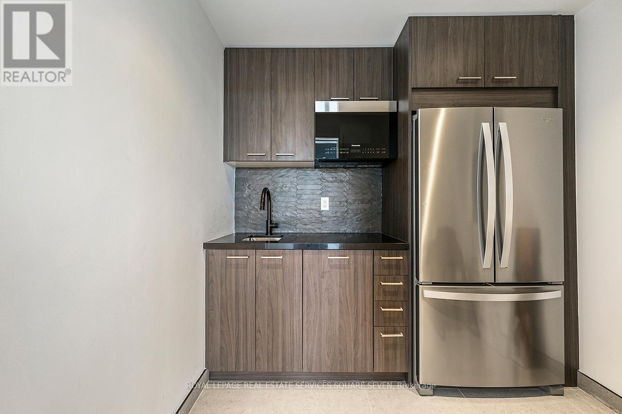 Th 105 - 8010 Derry Road W, Milton, Ontario  L9T 2X5 - Photo 42 - W12371078