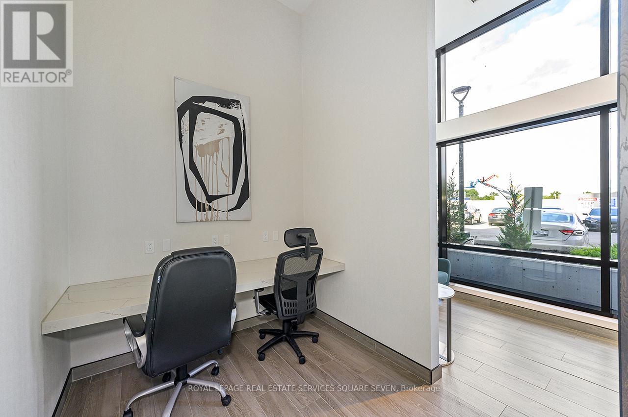 Th 105 - 8010 Derry Road W, Milton, Ontario  L9T 2X5 - Photo 47 - W12371078