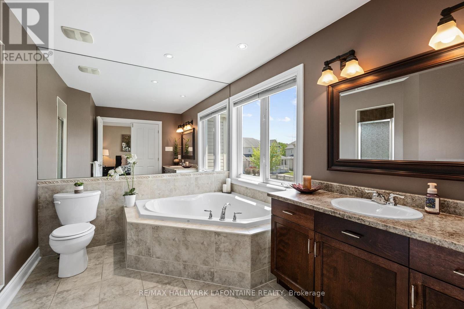 3202 River Rock Avenue, Ottawa, Ontario  K2J 0T7 - Photo 19 - X12371132