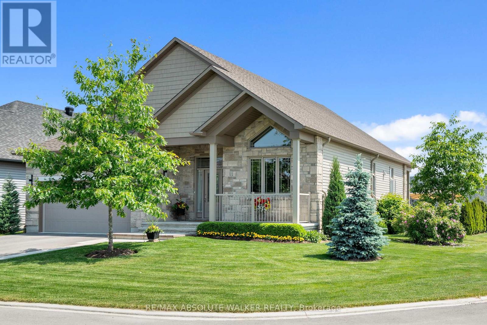 680 Cobalt Street, Clarence-Rockland, Ontario  K4K 0L8 - Photo 2 - X12371154
