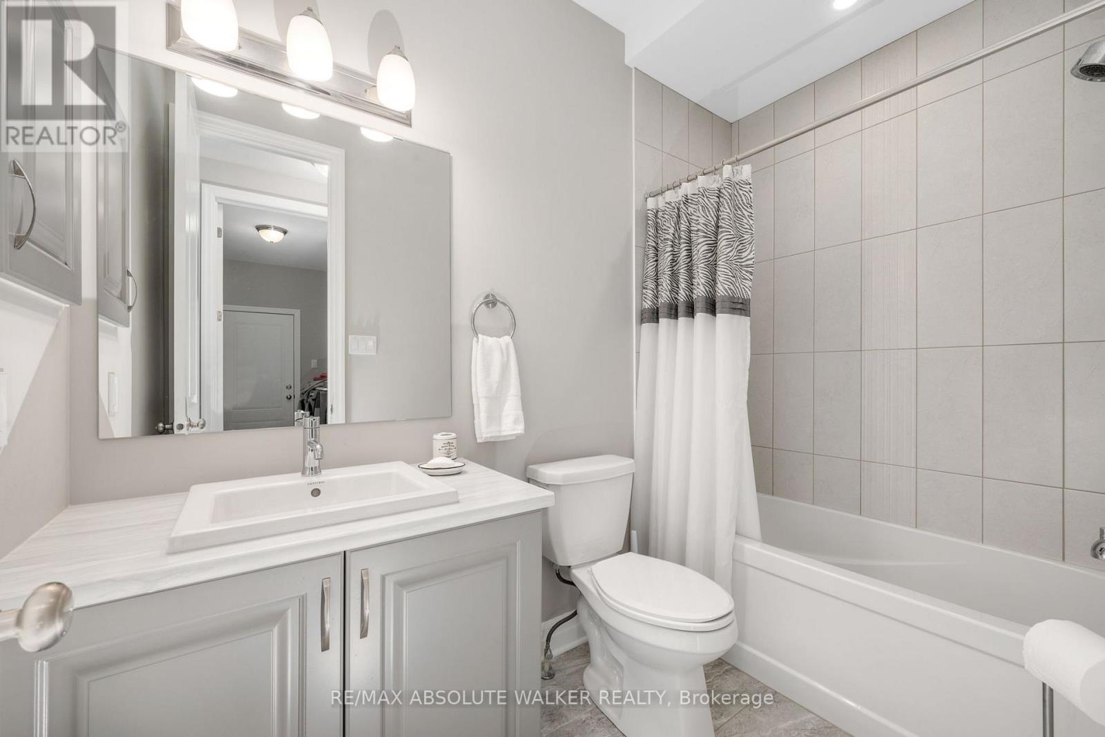 680 Cobalt Street, Clarence-Rockland, Ontario  K4K 0L8 - Photo 32 - X12371154