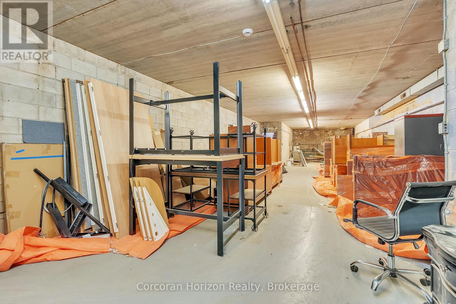 Bsmt - 15 Barton Street E, Hamilton, Ontario  L8L 2V6 - Photo 3 - X12371143