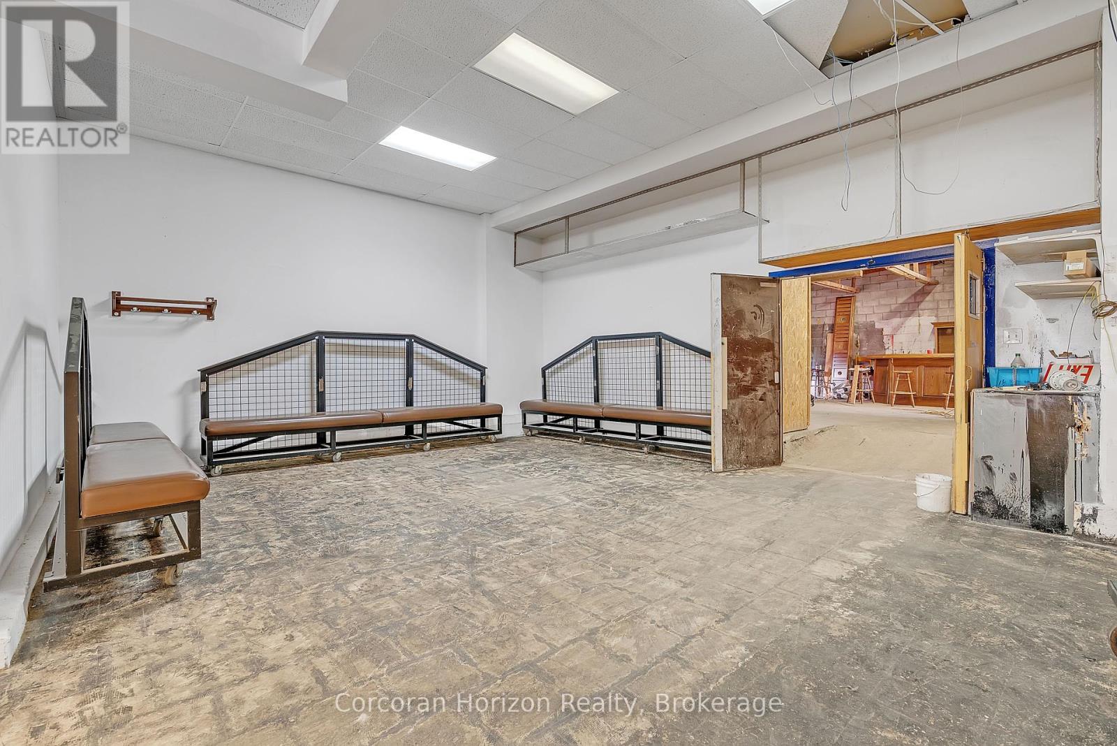 Main+bsmt - 17 Barton Street E, Hamilton (Beasley), Ontario  L8L 2V6 - Photo 11 - X12371153