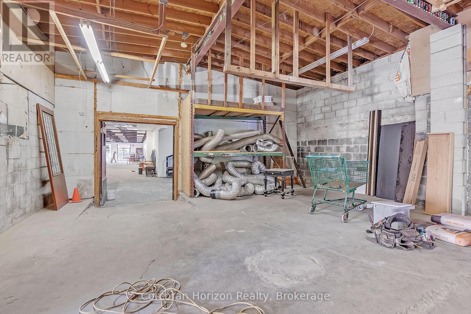 Main+bsmt - 17 Barton Street E, Hamilton (Beasley), Ontario  L8L 2V6 - Photo 13 - X12371153