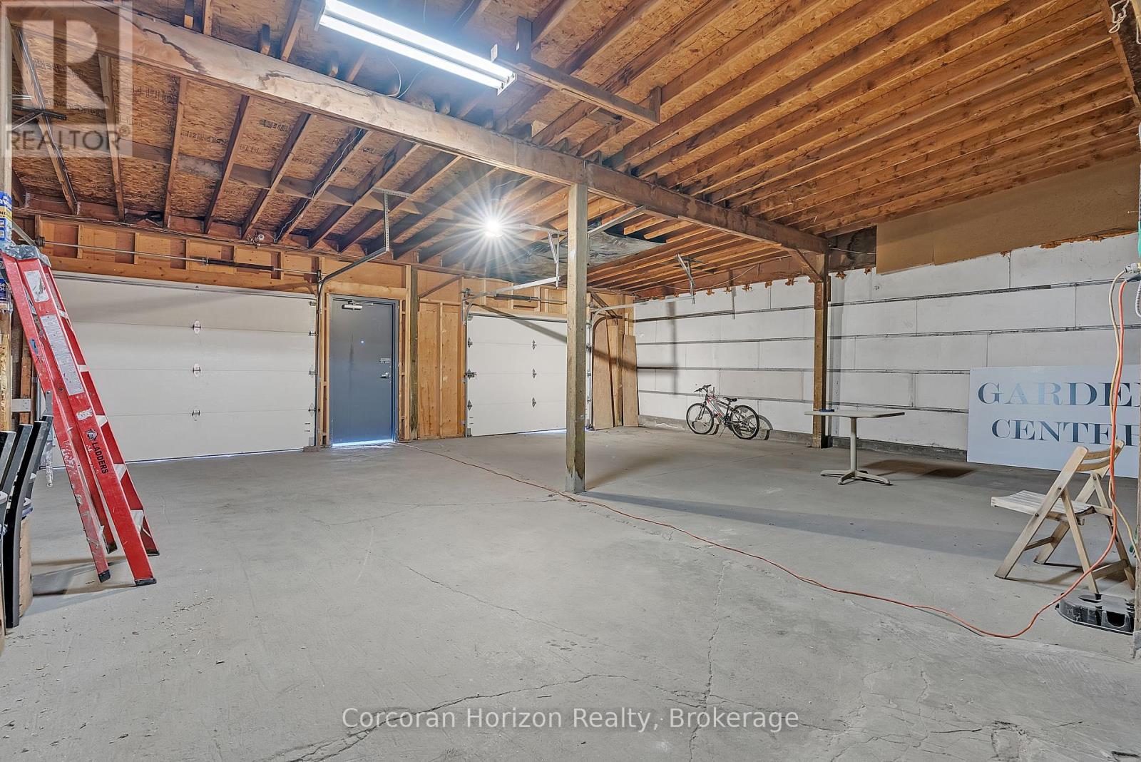 Main+bsmt - 17 Barton Street E, Hamilton (Beasley), Ontario  L8L 2V6 - Photo 15 - X12371153