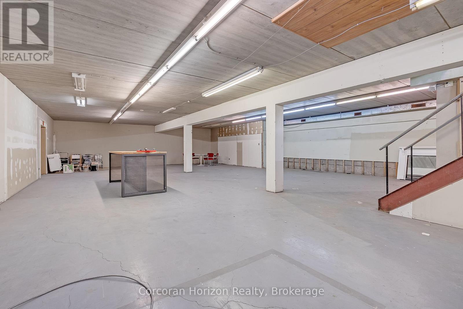 Main+bsmt - 17 Barton Street E, Hamilton (Beasley), Ontario  L8L 2V6 - Photo 19 - X12371153