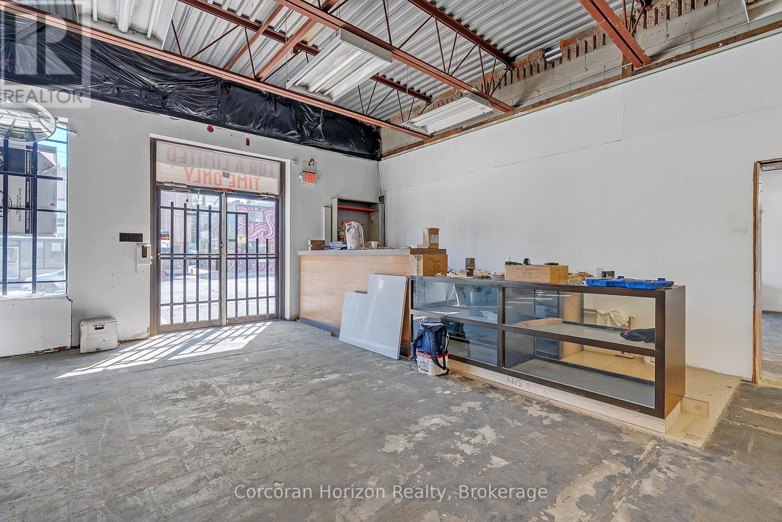 Main+bsmt - 17 Barton Street E, Hamilton (Beasley), Ontario  L8L 2V6 - Photo 2 - X12371153