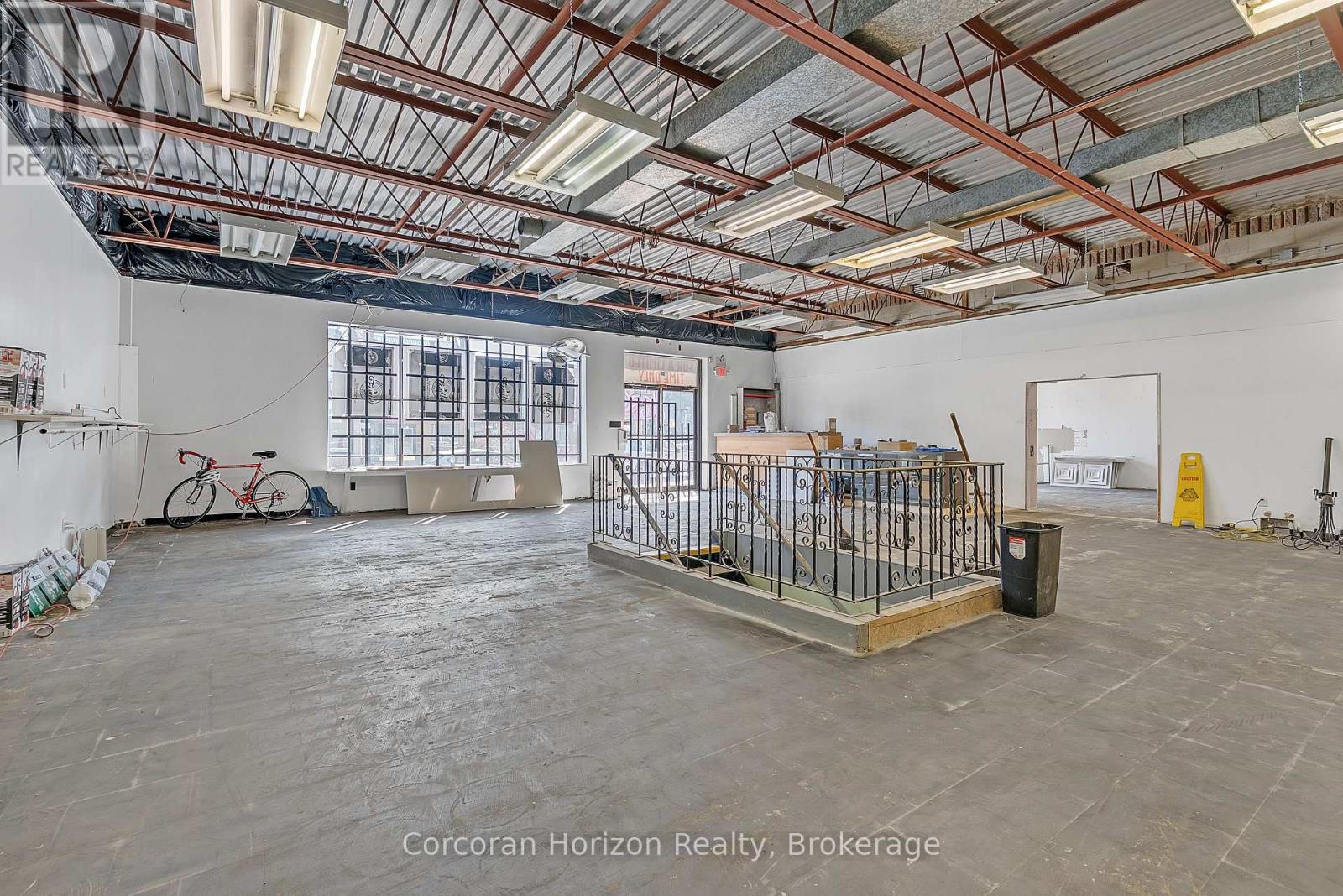 Main+bsmt - 17 Barton Street E, Hamilton (Beasley), Ontario  L8L 2V6 - Photo 5 - X12371153