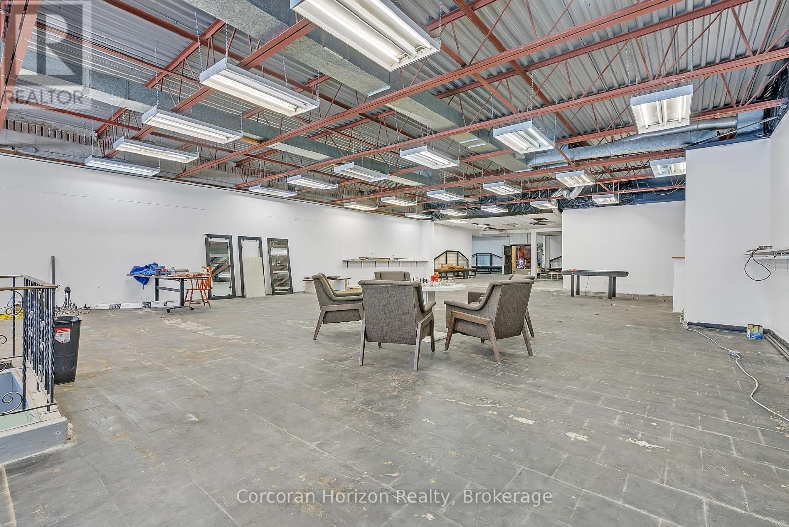 Main+bsmt - 17 Barton Street E, Hamilton (Beasley), Ontario  L8L 2V6 - Photo 8 - X12371153