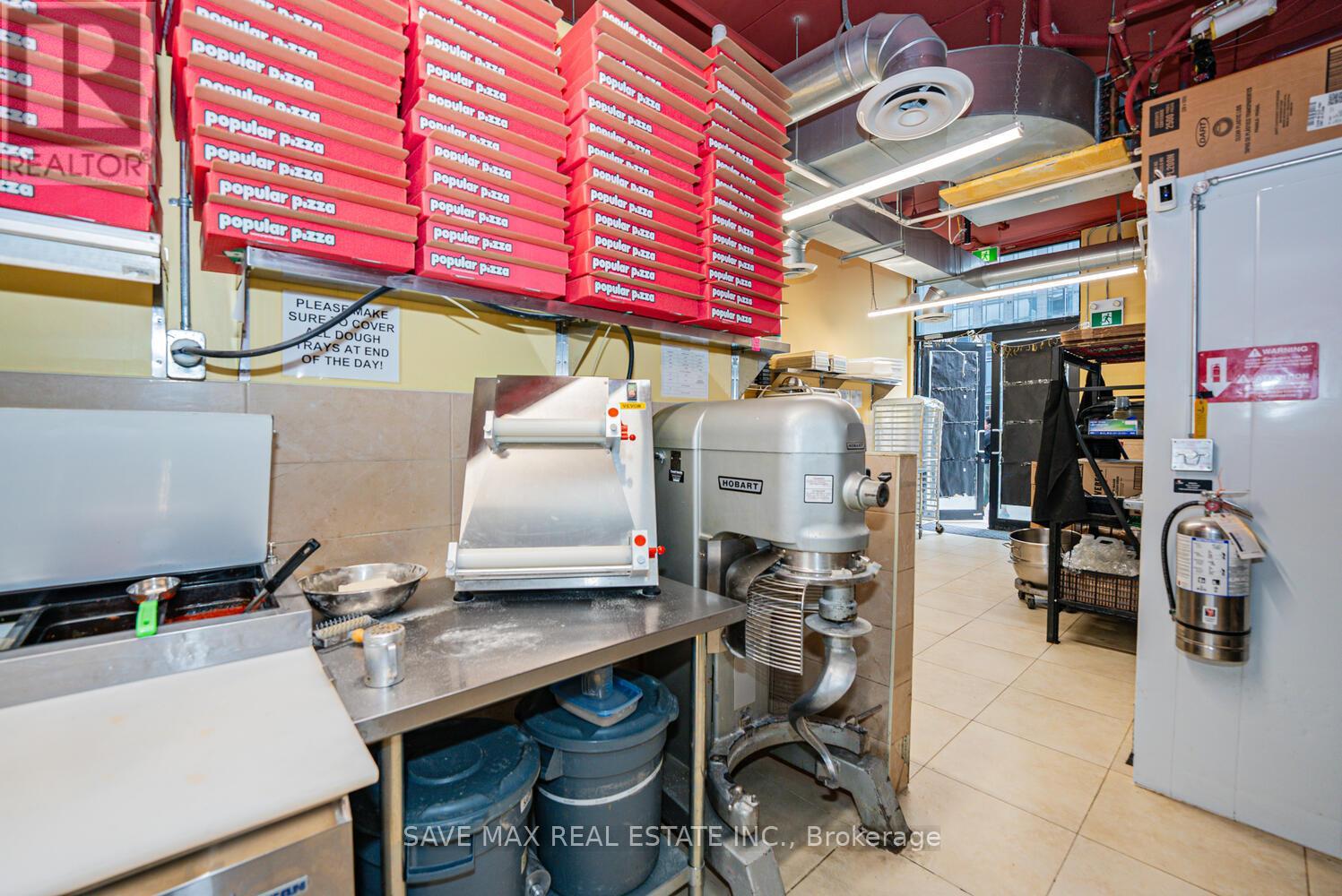4 - 330 Philip Street W, Waterloo, Ontario  N2L 3W9 - Photo 20 - X12371082