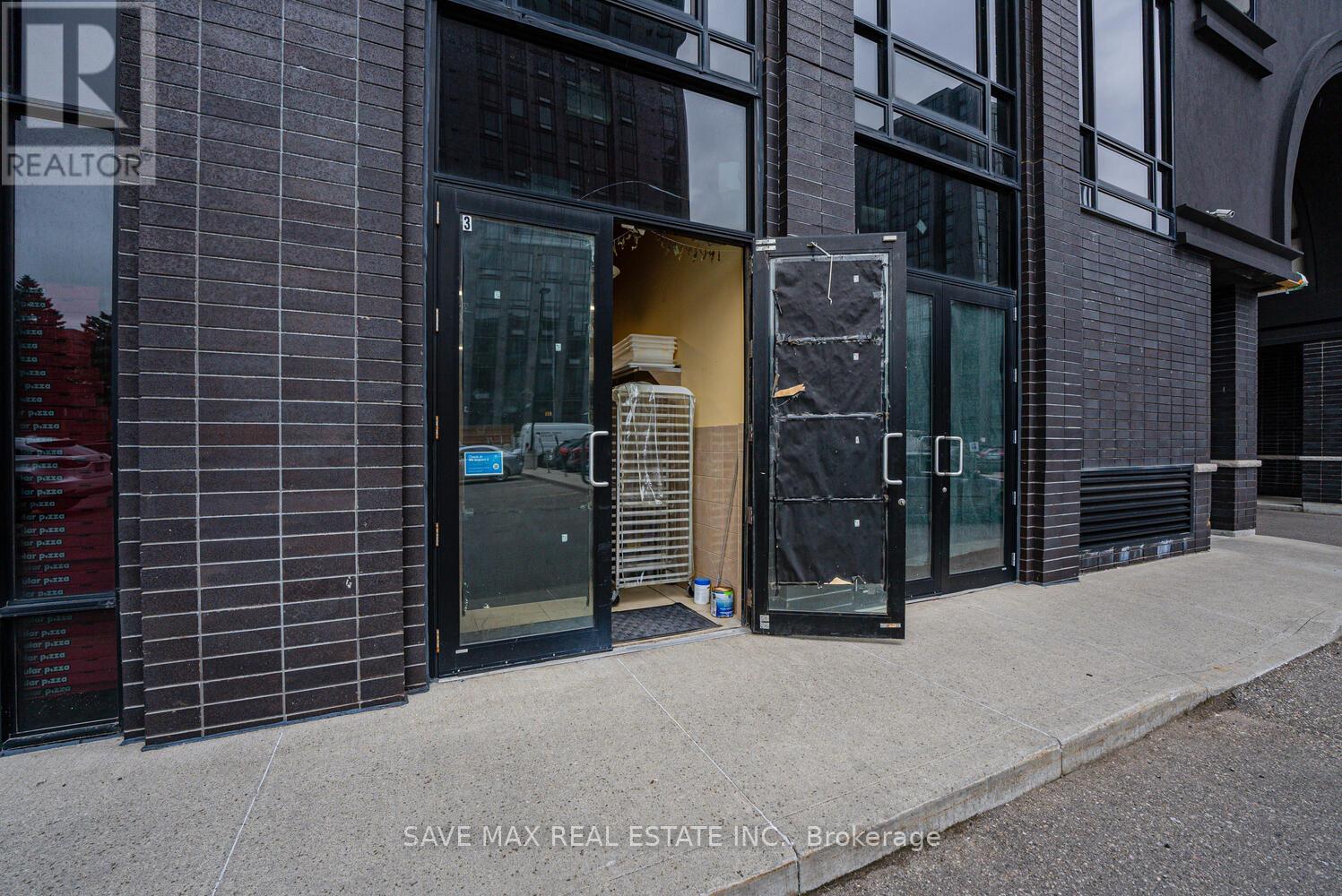 4 - 330 Philip Street W, Waterloo, Ontario  N2L 3W9 - Photo 29 - X12371082