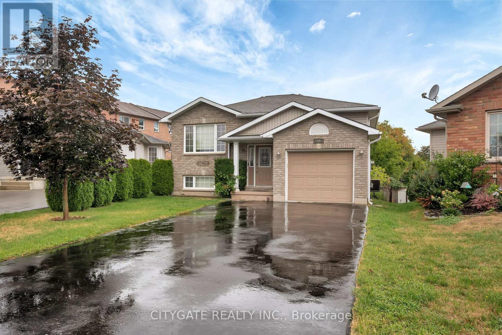 43 Follwell Crescent, Belleville, Ontario  K8N 5Z6 - Photo 2 - X12371086