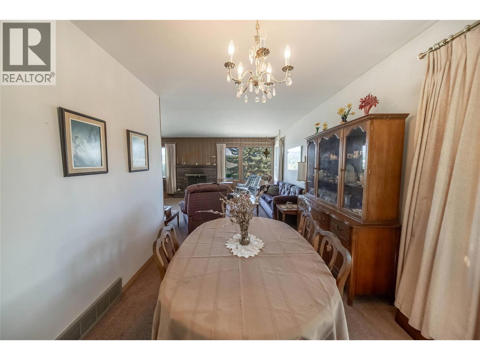 701 14th Avenue S, Cranbrook, British Columbia  V1C 2Y2 - Photo 5 - 10361074