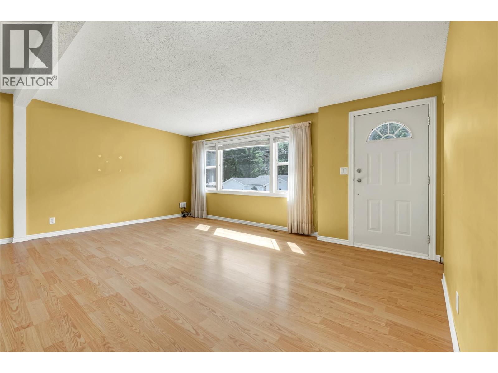 469 Corina Avenue, Princeton, British Columbia  V0X 1W0 - Photo 10 - 10360336