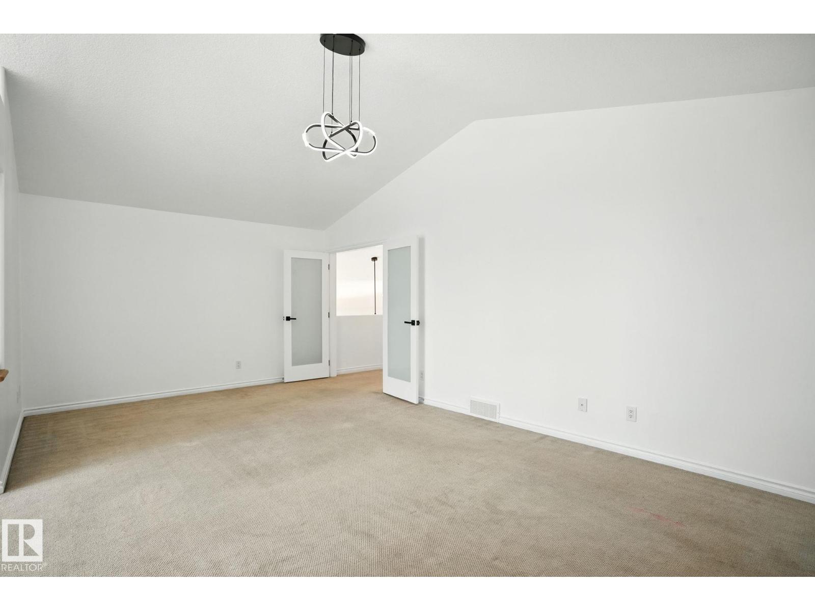 9012 157 Av Nw, Edmonton, Alberta  T5Z 3G2 - Photo 17 - E4455352