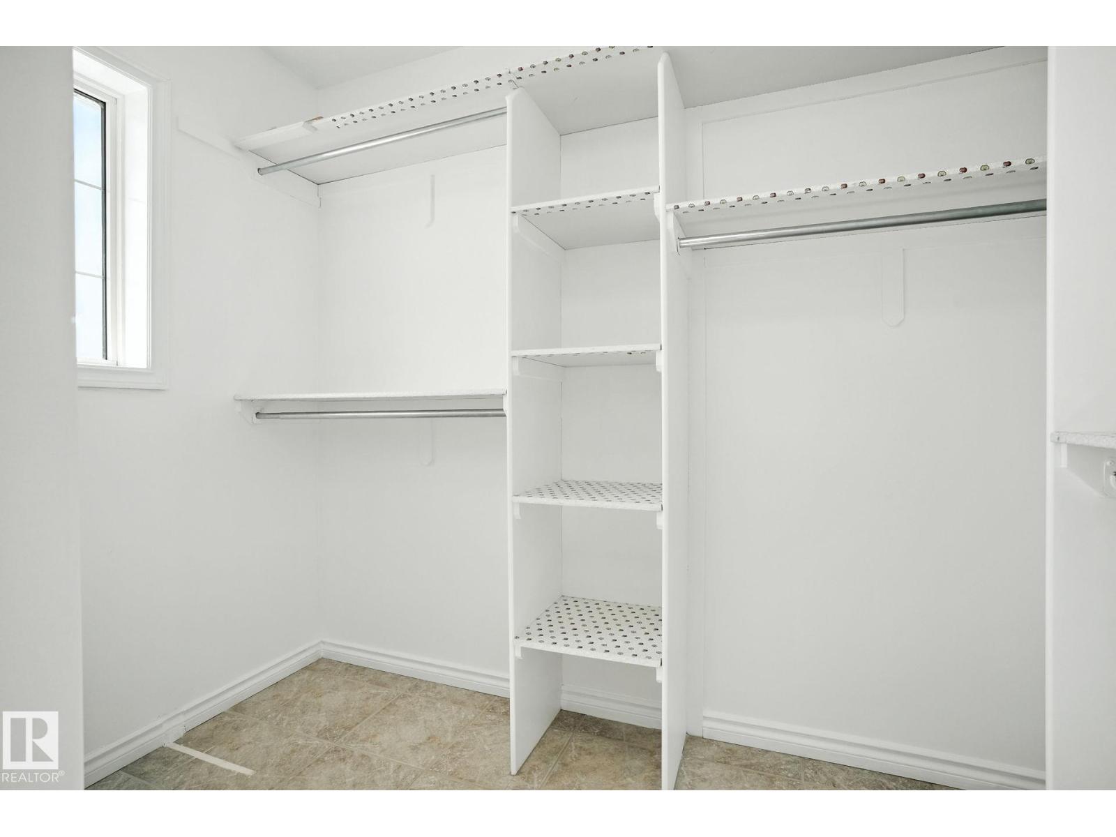9012 157 Av Nw, Edmonton, Alberta  T5Z 3G2 - Photo 20 - E4455352