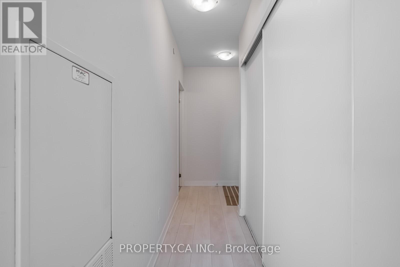 N2809 - 6 Sonic Way, Toronto, Ontario  M3C 0P1 - Photo 3 - C12371117