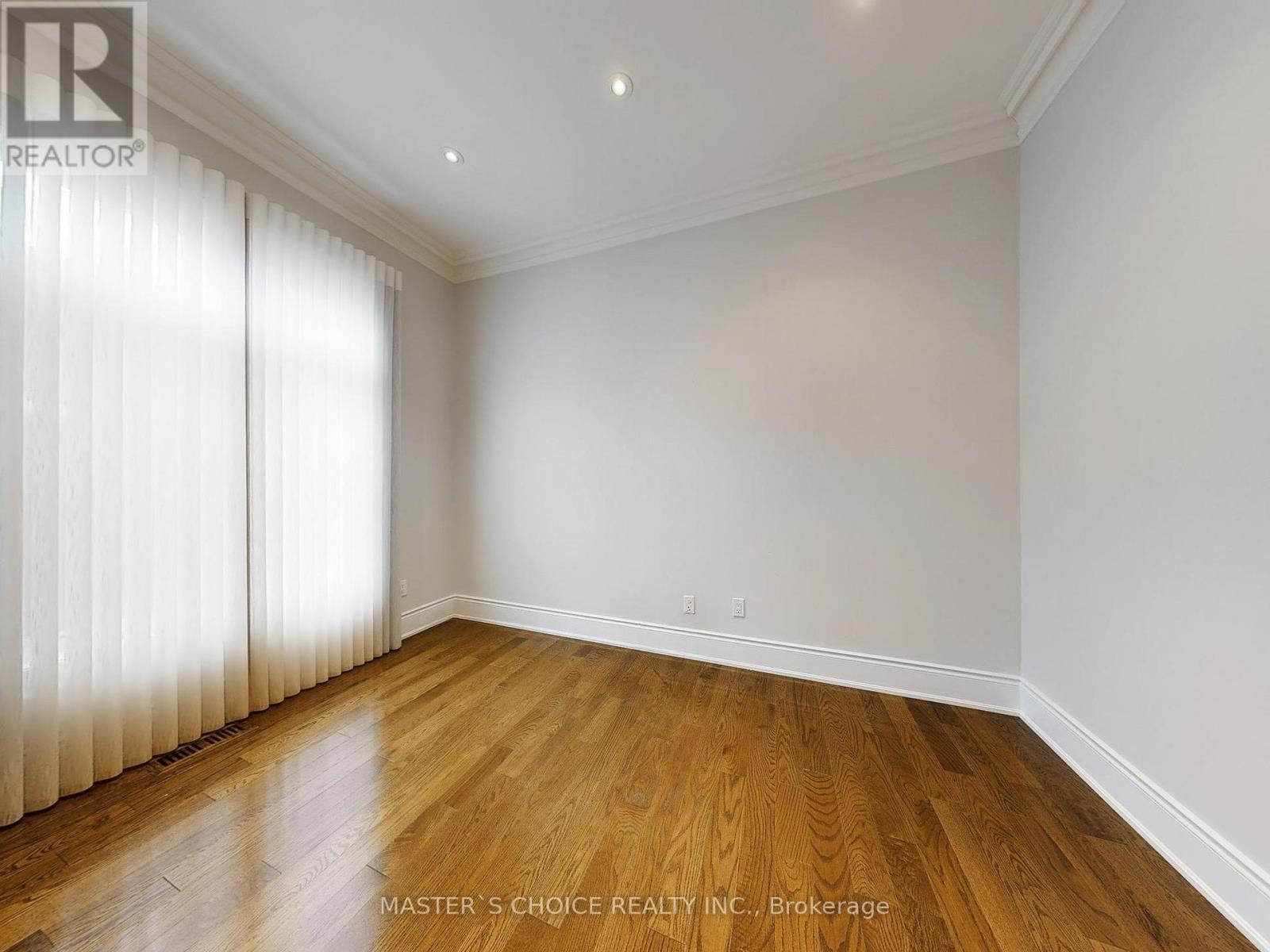 6 Terrace Avenue, Toronto, Ontario  M2R 1E9 - Photo 13 - C12371125