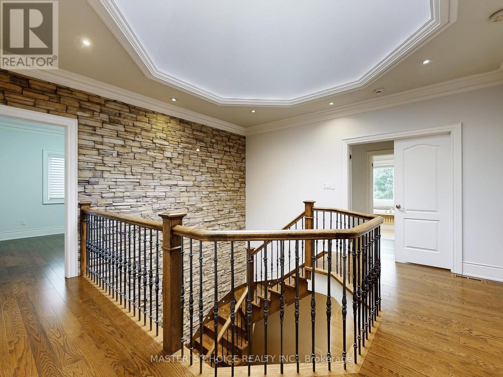 6 Terrace Avenue, Toronto, Ontario  M2R 1E9 - Photo 17 - C12371125