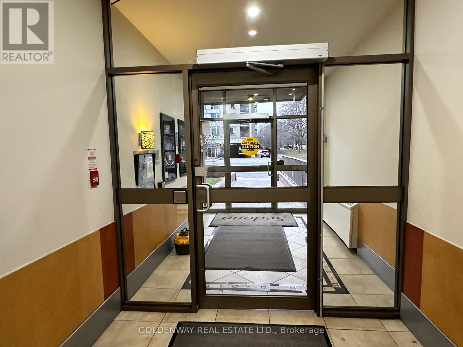 808 - 5949 Yonge Street, Toronto, Ontario  M2M 3V8 - Photo 5 - C12352858