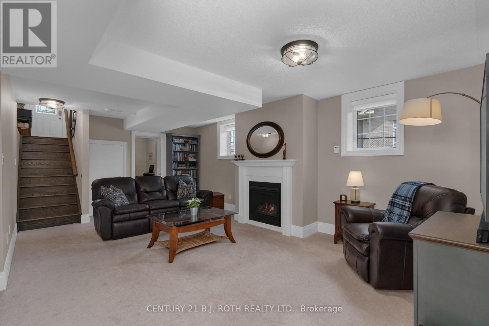 7 Cameron Street, Springwater, Ontario  L9X 0S6 - Photo 32 - S12371147