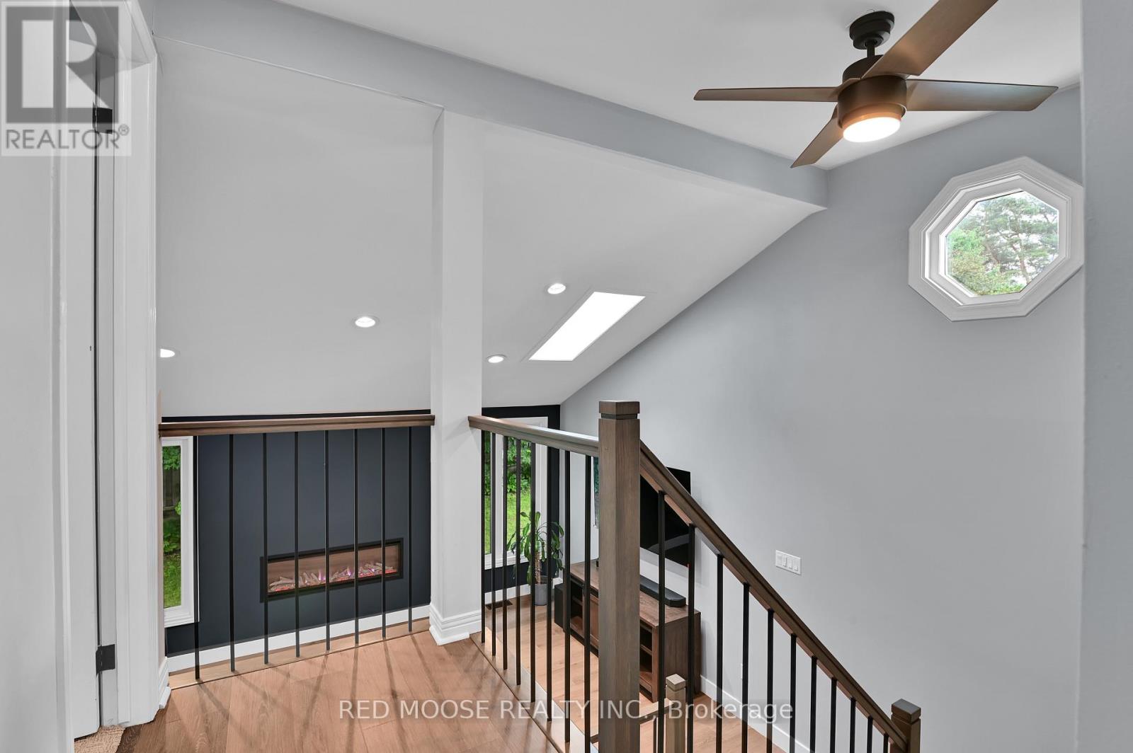 55 Hawley Crescent, Ottawa, Ontario  K2M 1T4 - Photo 17 - X12371158