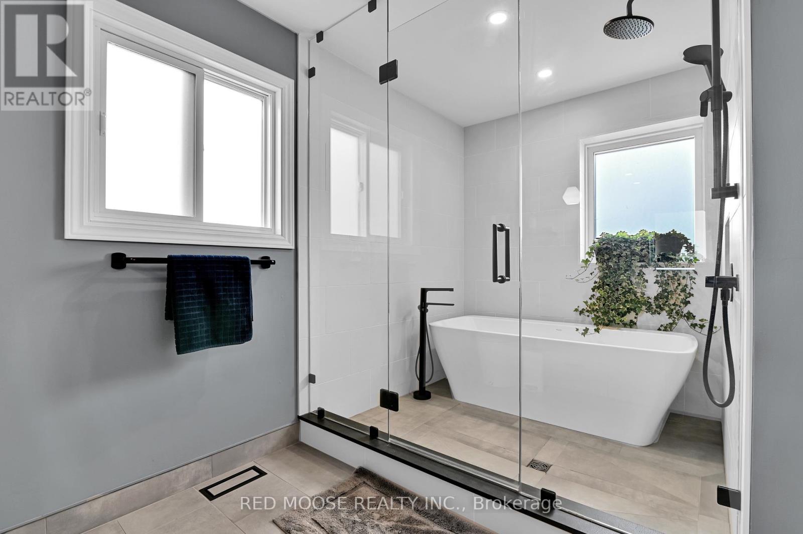 55 Hawley Crescent, Ottawa, Ontario  K2M 1T4 - Photo 21 - X12371158