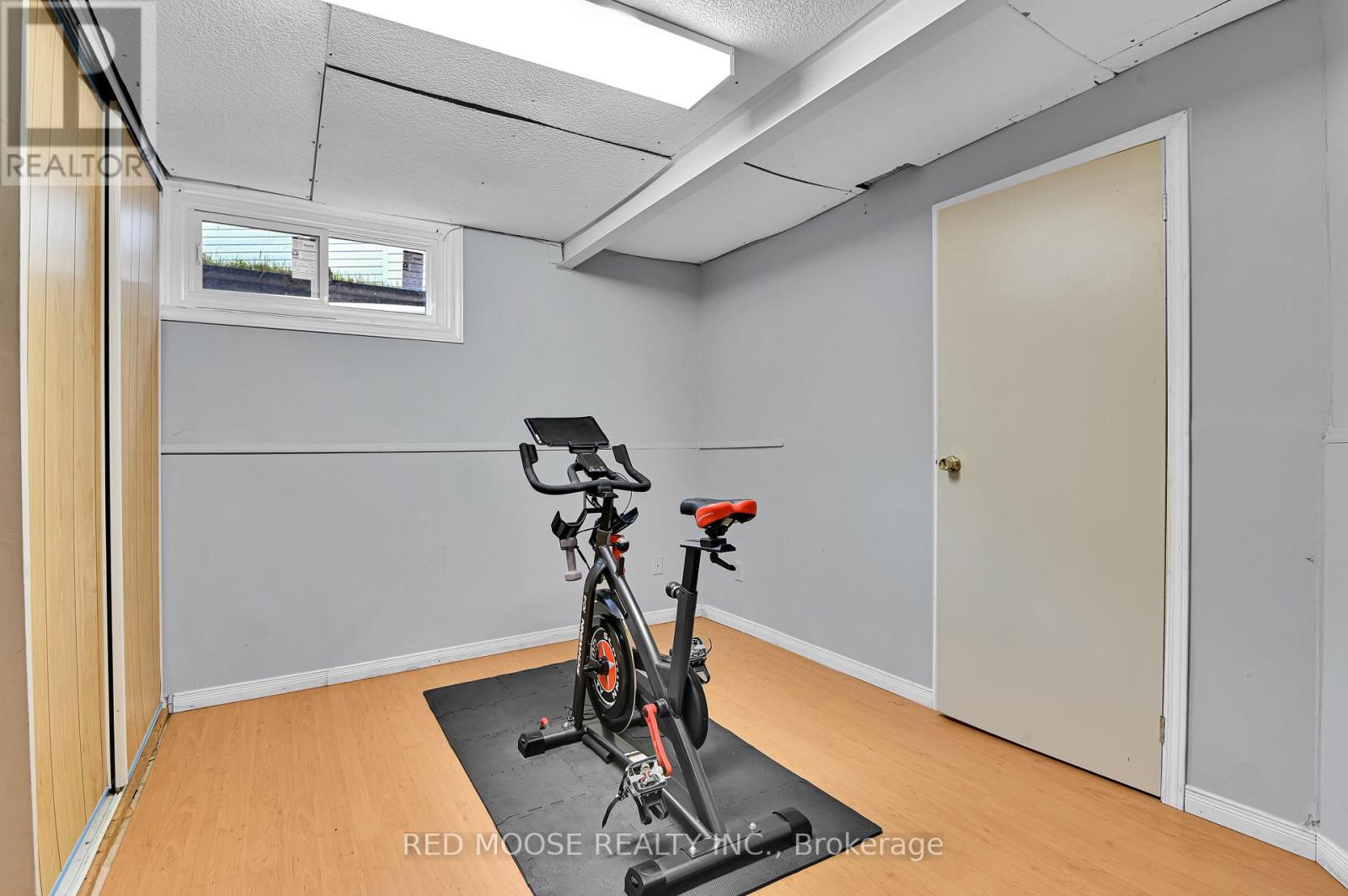 55 Hawley Crescent, Ottawa, Ontario  K2M 1T4 - Photo 31 - X12371158