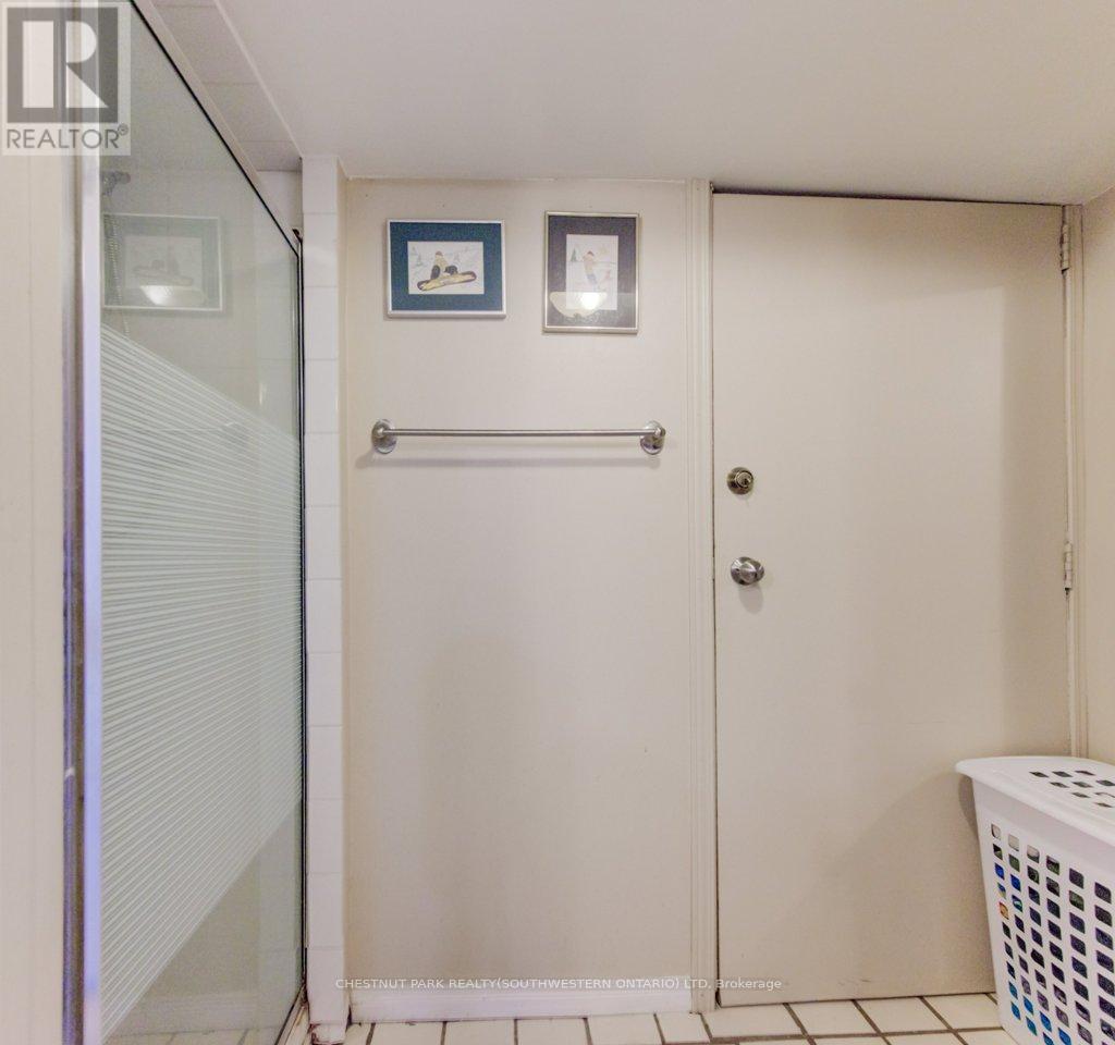 56 Lilac Street, Waterloo, Ontario  N2G 3A8 - Photo 33 - X12371102