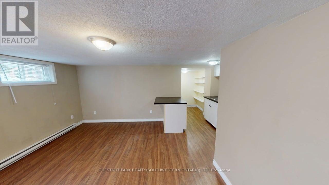 56 Lilac Street, Waterloo, Ontario  N2G 3A8 - Photo 35 - X12371102