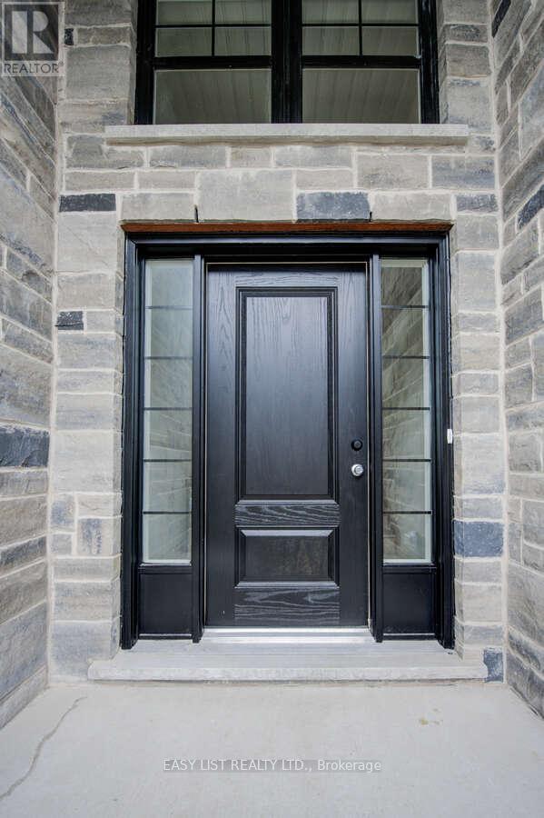 6 Kay Crescent, Guelph, Ontario  N1L 1H1 - Photo 3 - X12371106