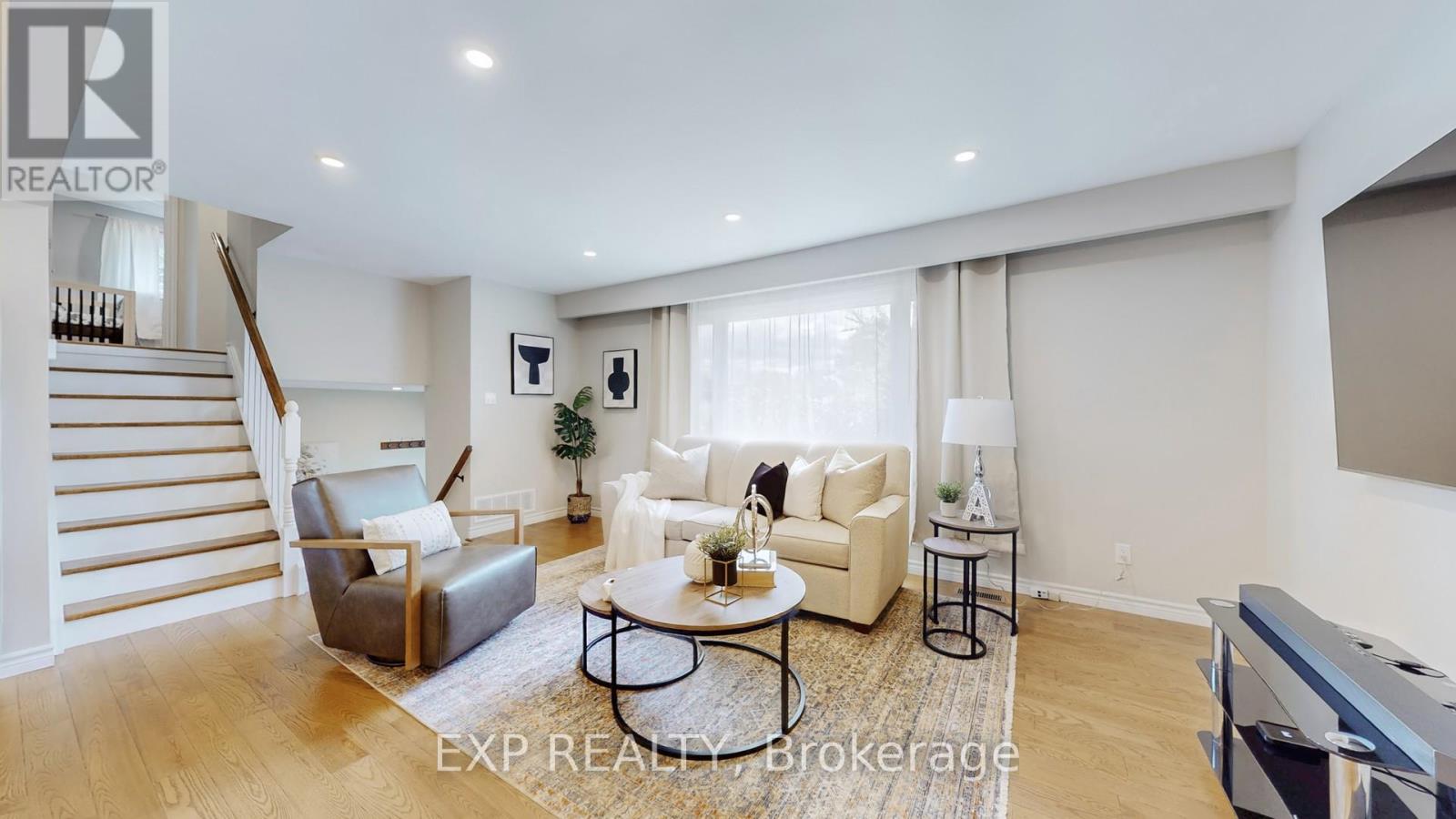 933 Central Park Boulevard N, Oshawa, Ontario  L1G 6V9 - Photo 4 - E12371164
