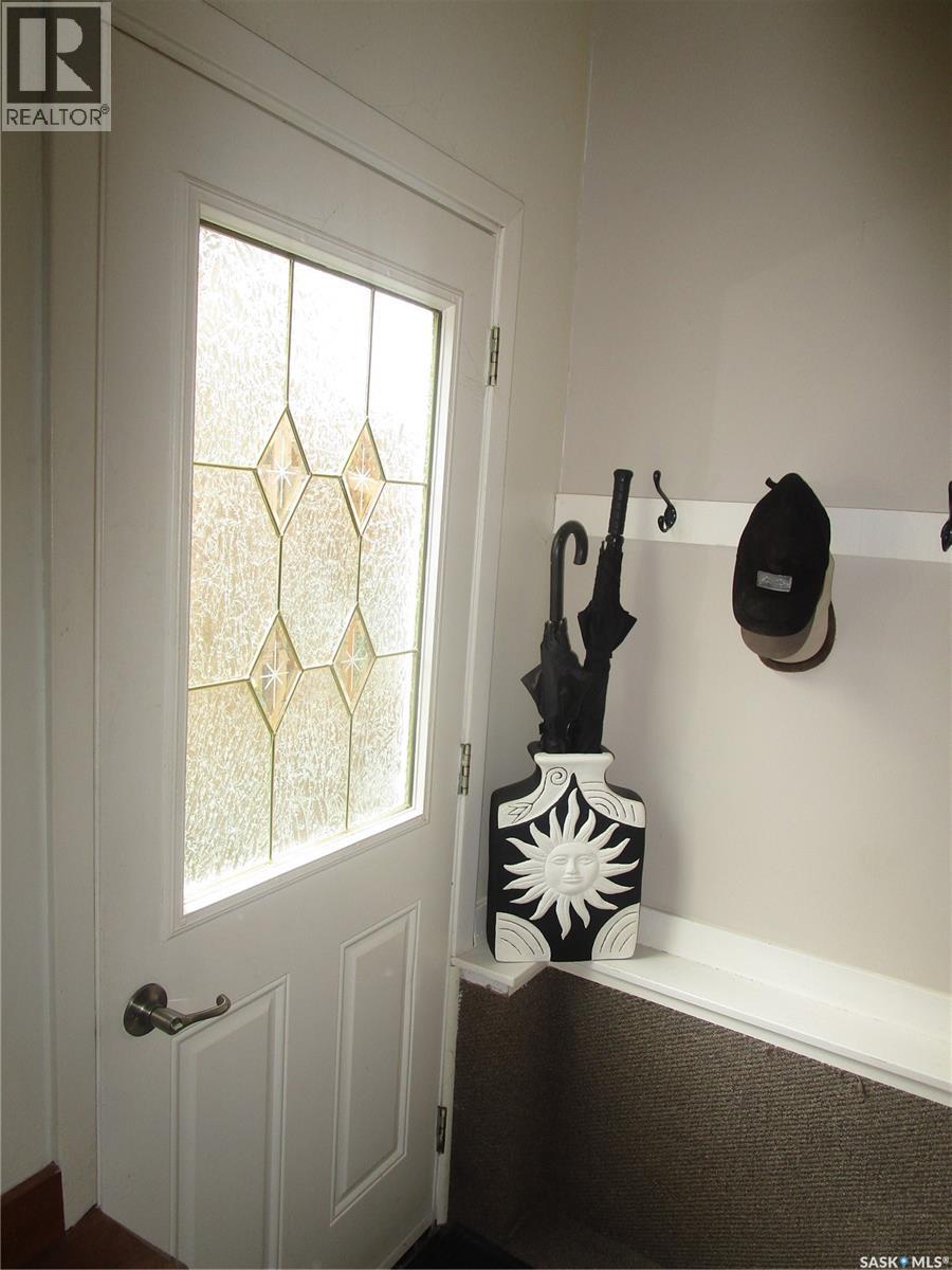 100 Bell Road, Assiniboia, Saskatchewan  S0H 0B0 - Photo 13 - SK017013