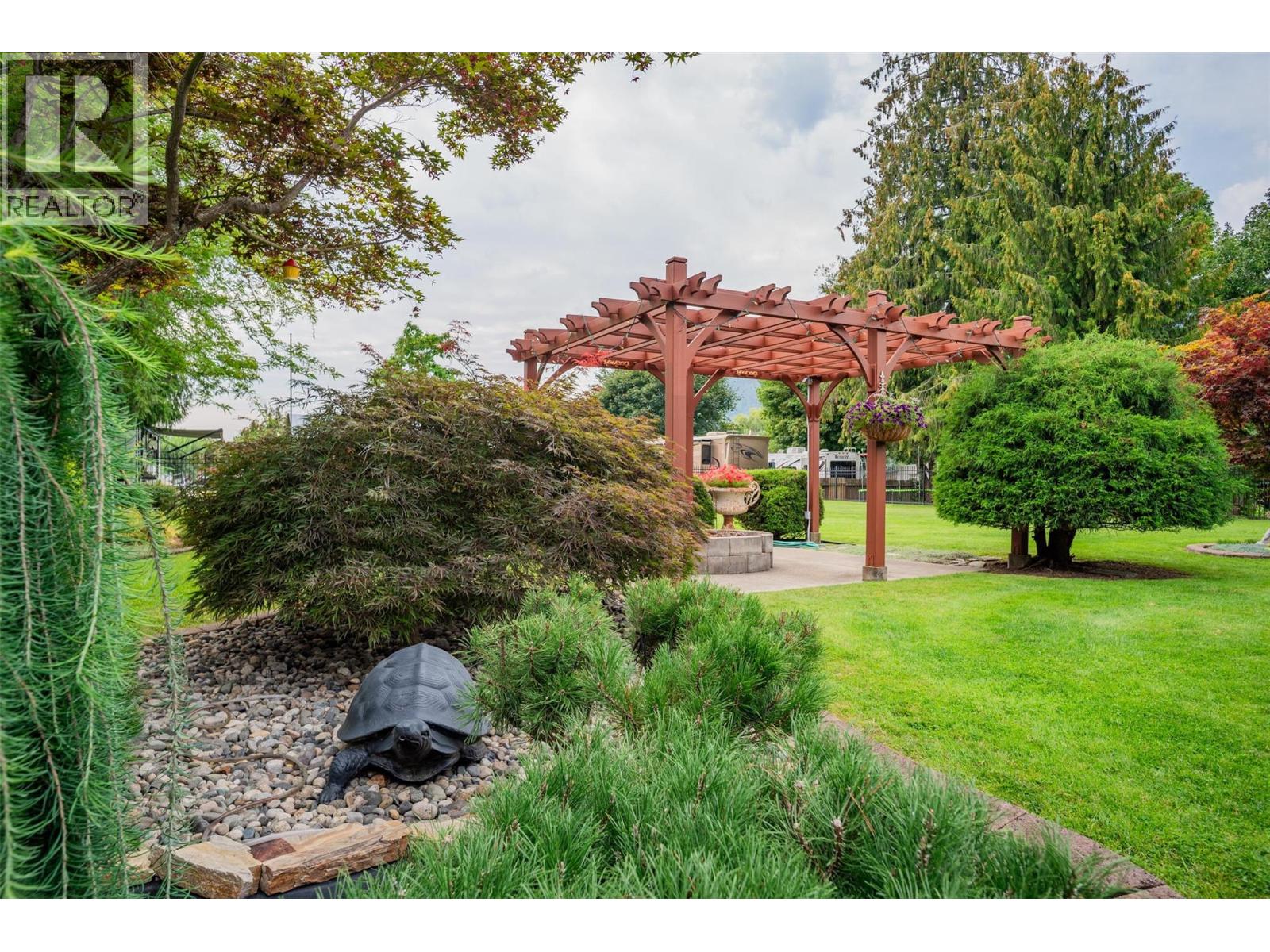 25 Wilson Road, Christina Lake, British Columbia  V0H 1E0 - Photo 43 - 10361131