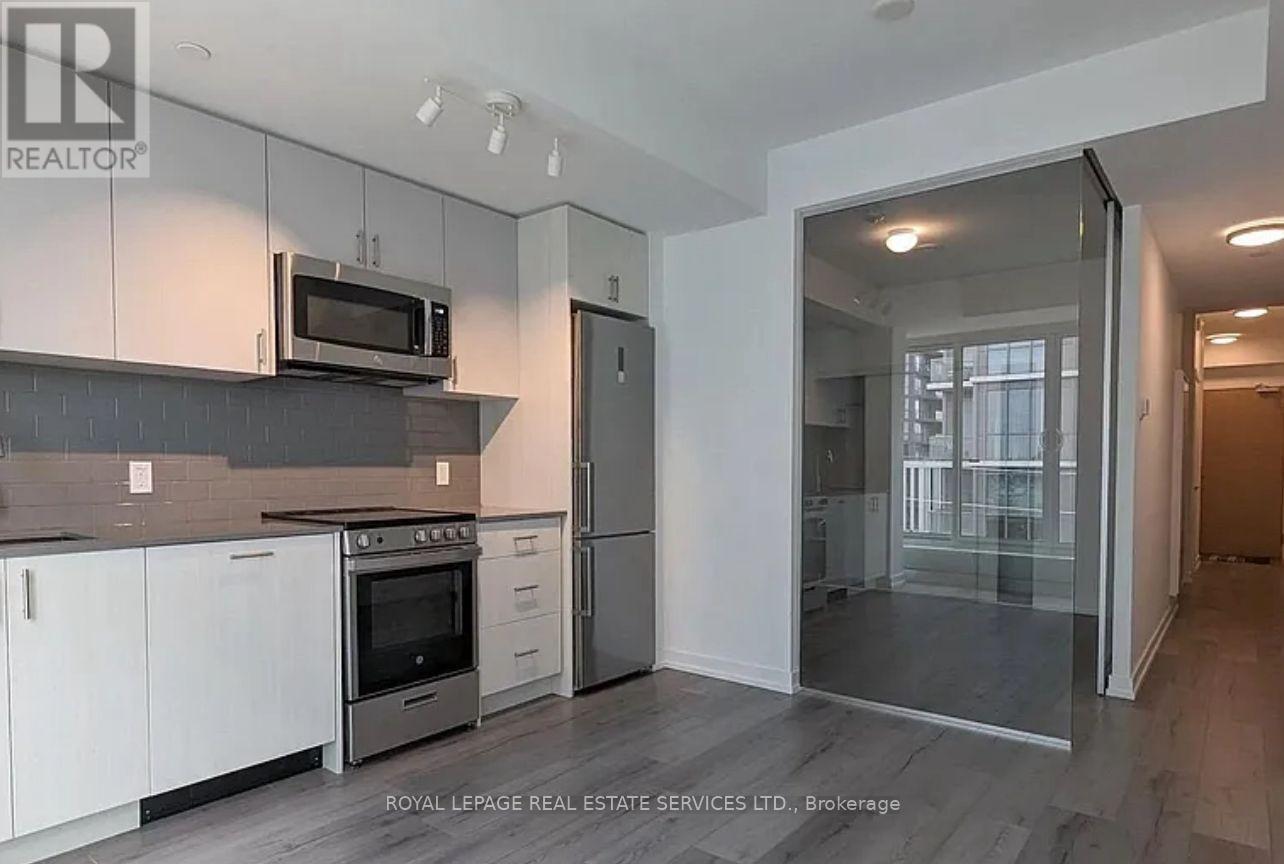 413 - 1195 THE QUEENSWAY, Toronto, Ontario
