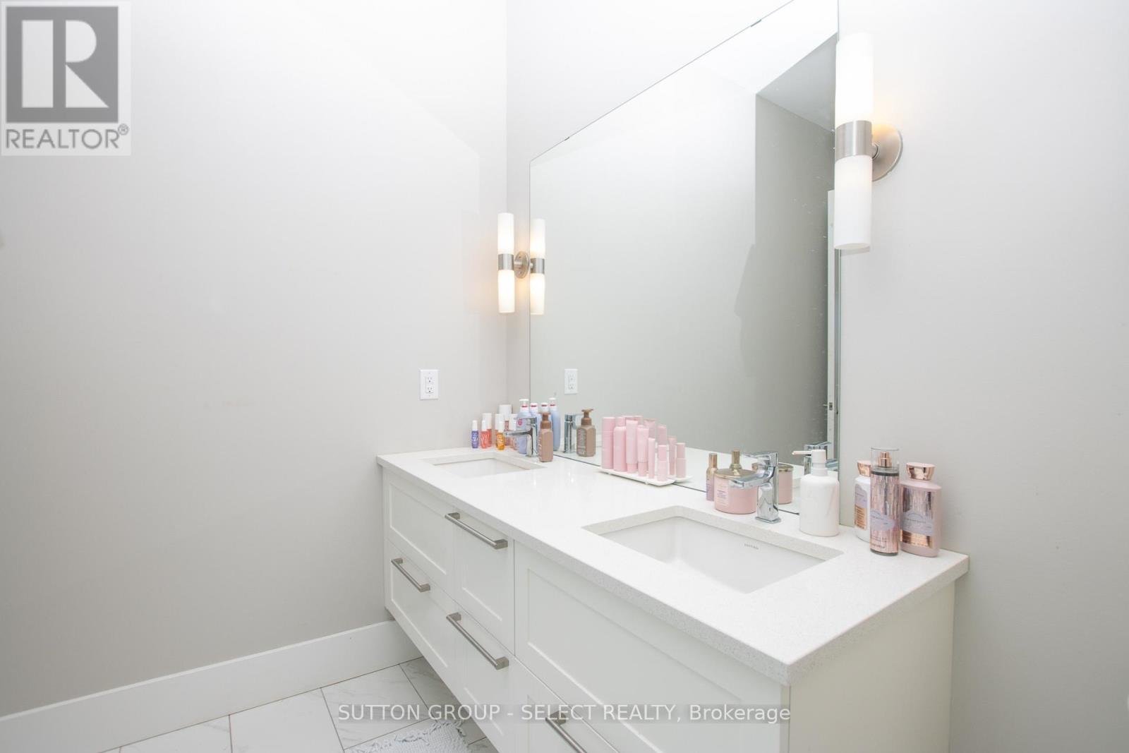 208 - 1705 Fiddlehead Place, London North, Ontario  N5G 5M6 - Photo 17 - X12371216