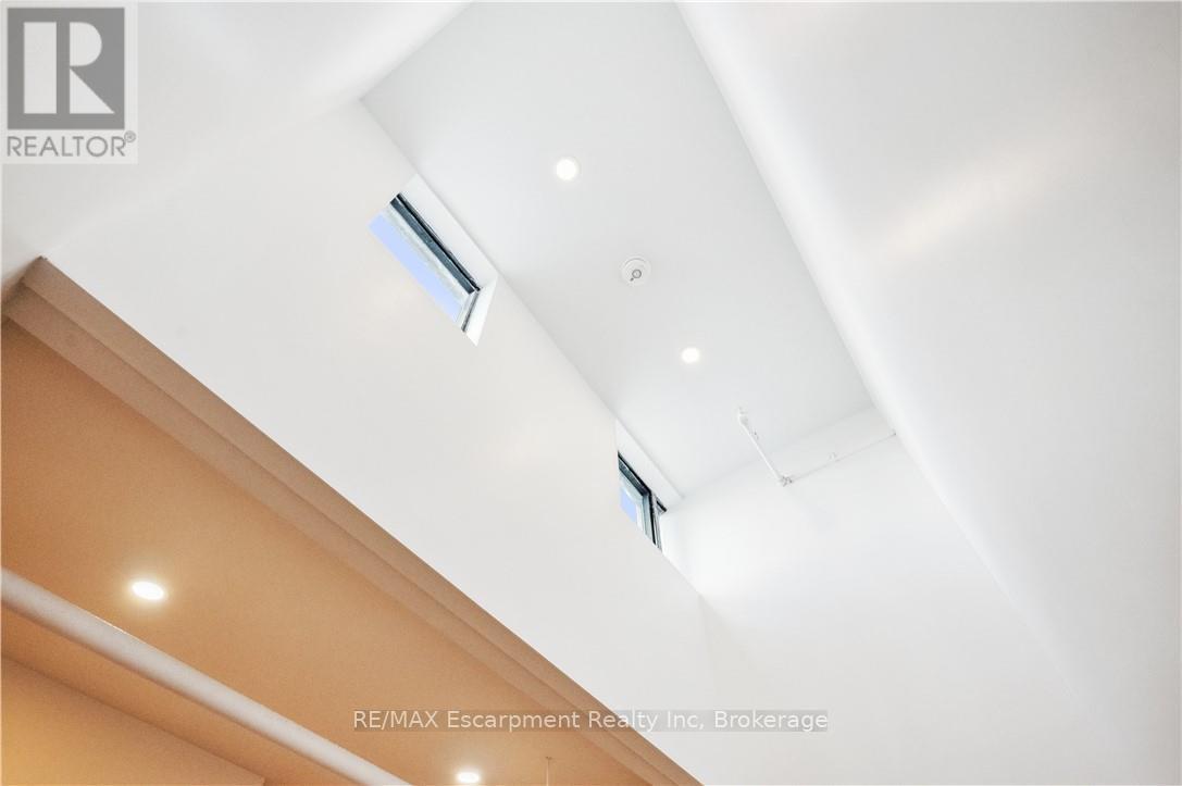 528 - 120 Huron Street, Guelph, Ontario  N1E 0T8 - Photo 23 - X12371208